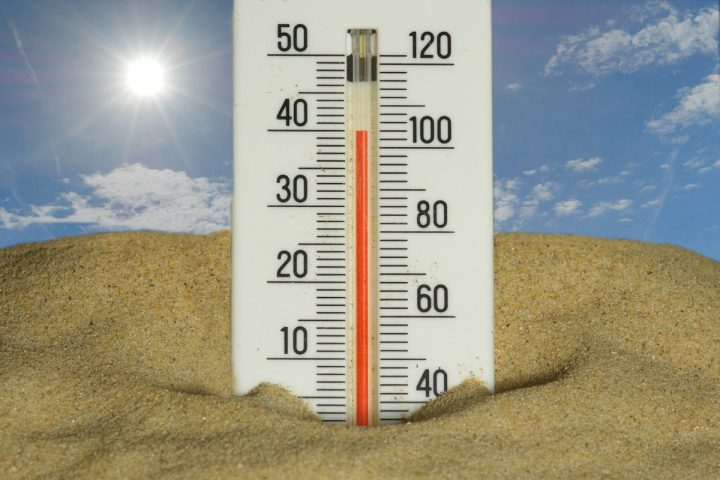 Heat Wave Hits the Country as Meteorologists Warn of Peak Tomorrow