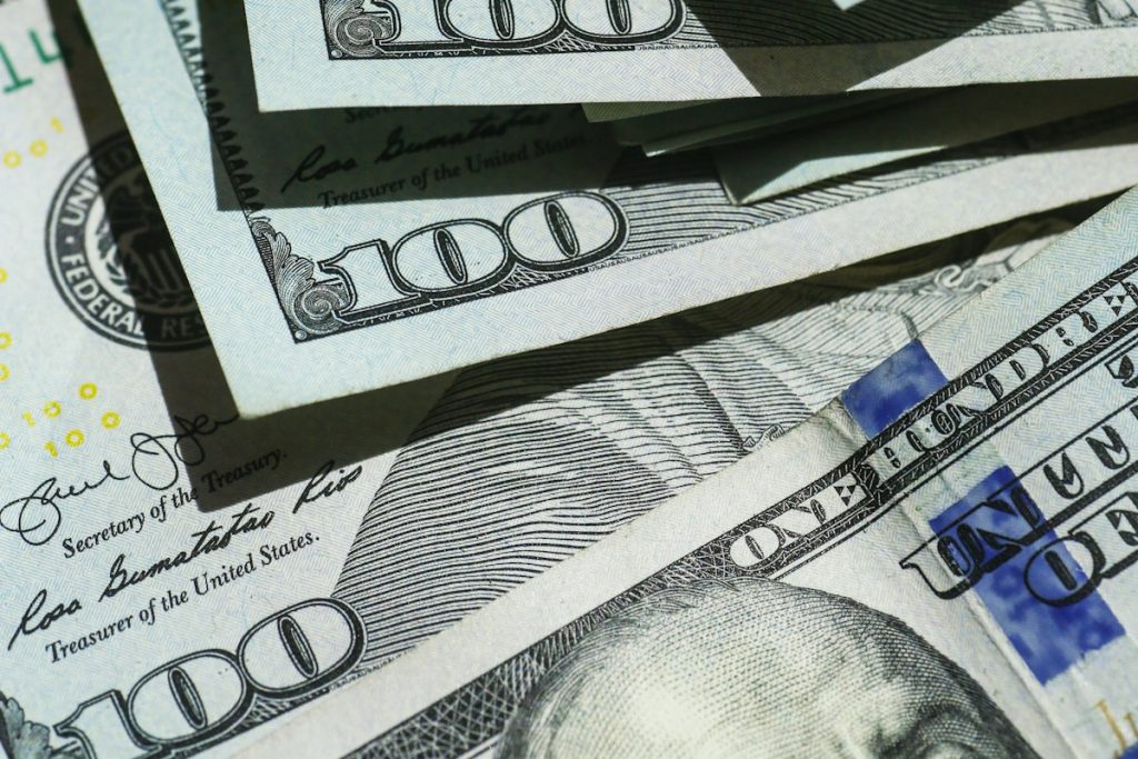 سعر الدولار اليوم في البنوك